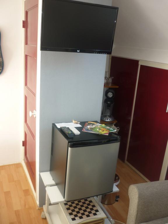Tonnie'S Bed And Breakfast Kerkrade Bagian luar foto