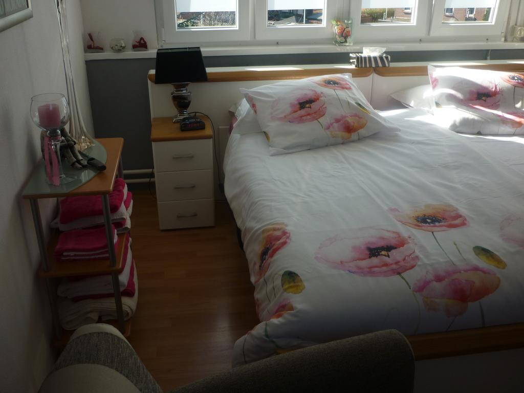 Tonnie'S Bed And Breakfast Kerkrade Bagian luar foto