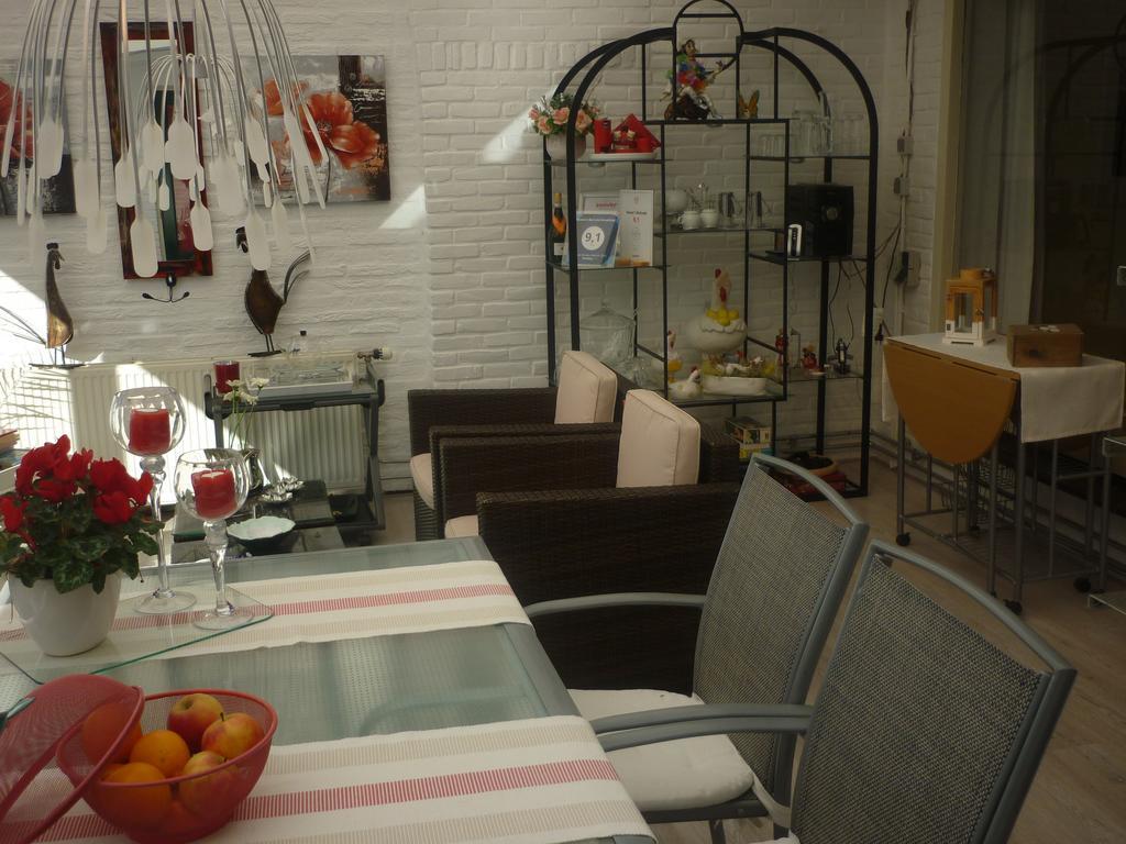 Tonnie'S Bed And Breakfast Kerkrade Bagian luar foto