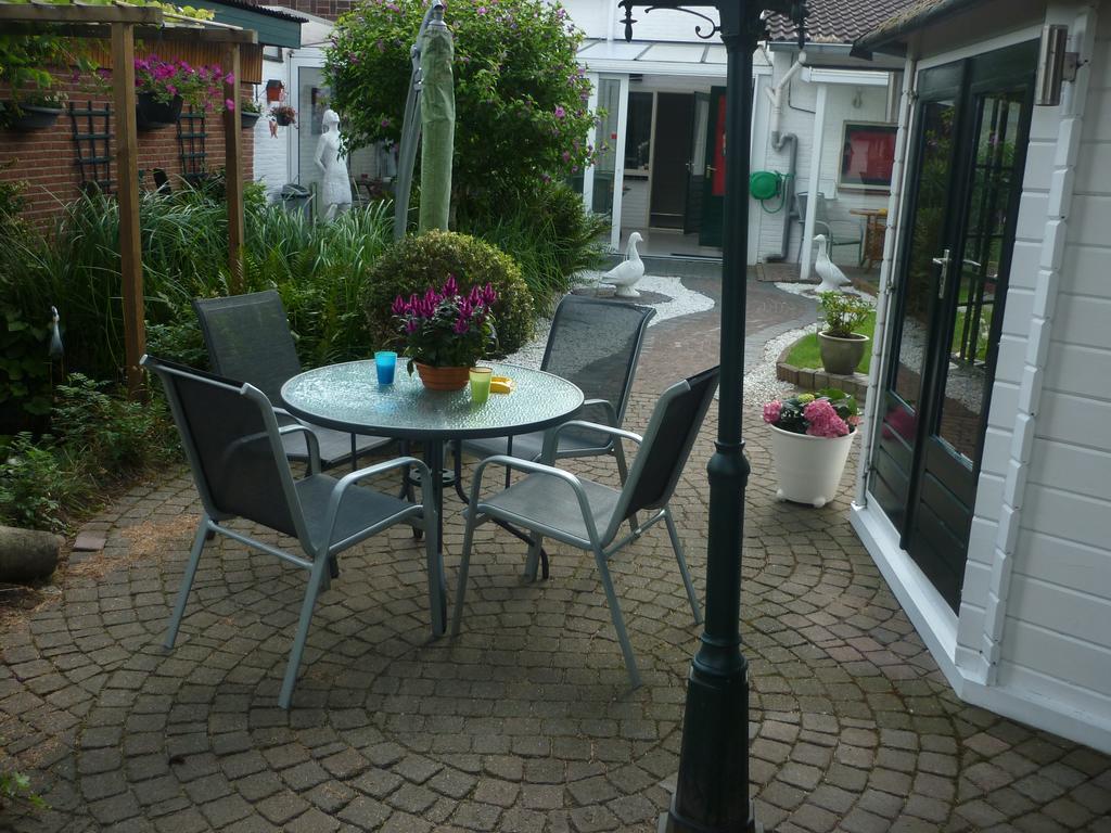 Tonnie'S Bed And Breakfast Kerkrade Bagian luar foto